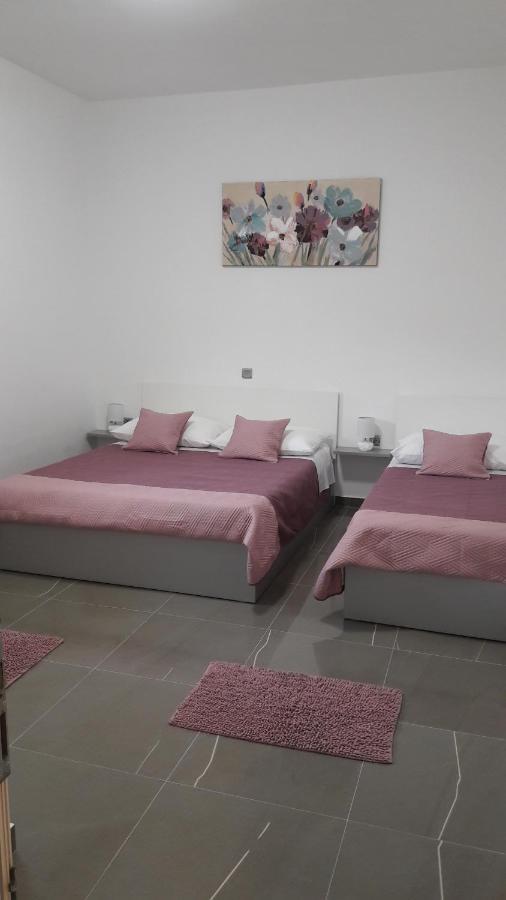 Apartmani Rudi Vir Exterior photo