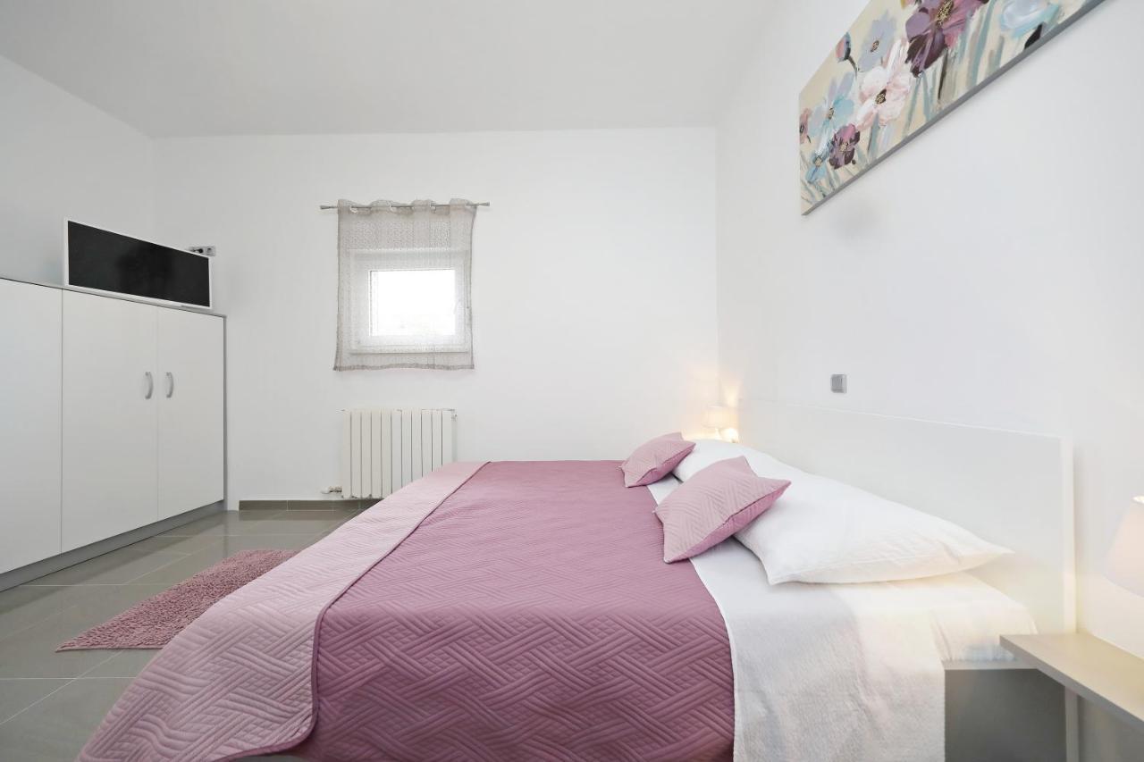 Apartmani Rudi Vir Exterior photo