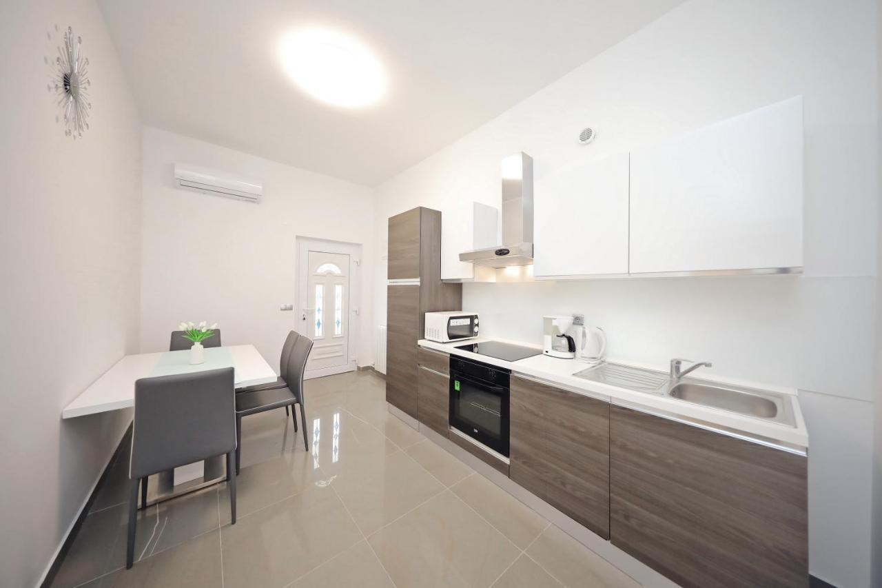 Apartmani Rudi Vir Exterior photo