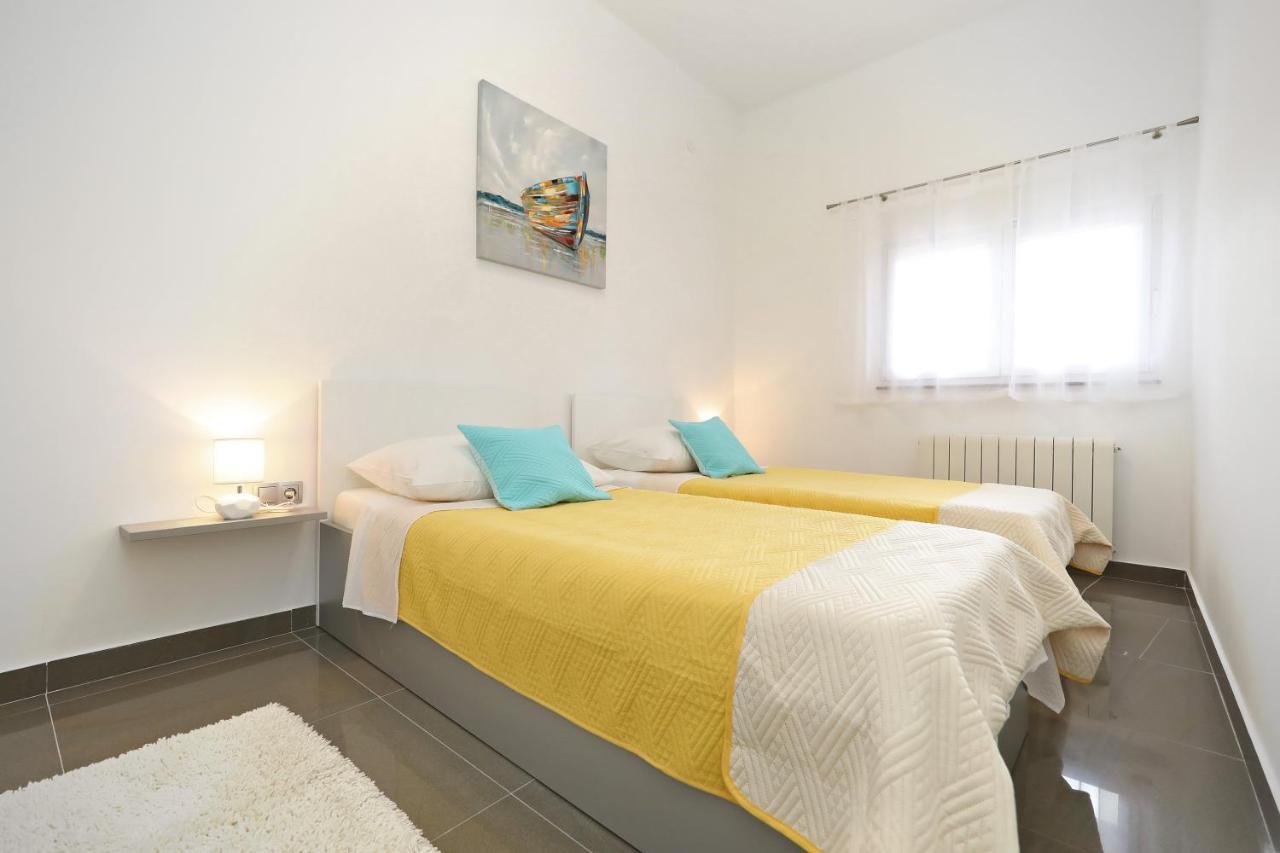 Apartmani Rudi Vir Exterior photo
