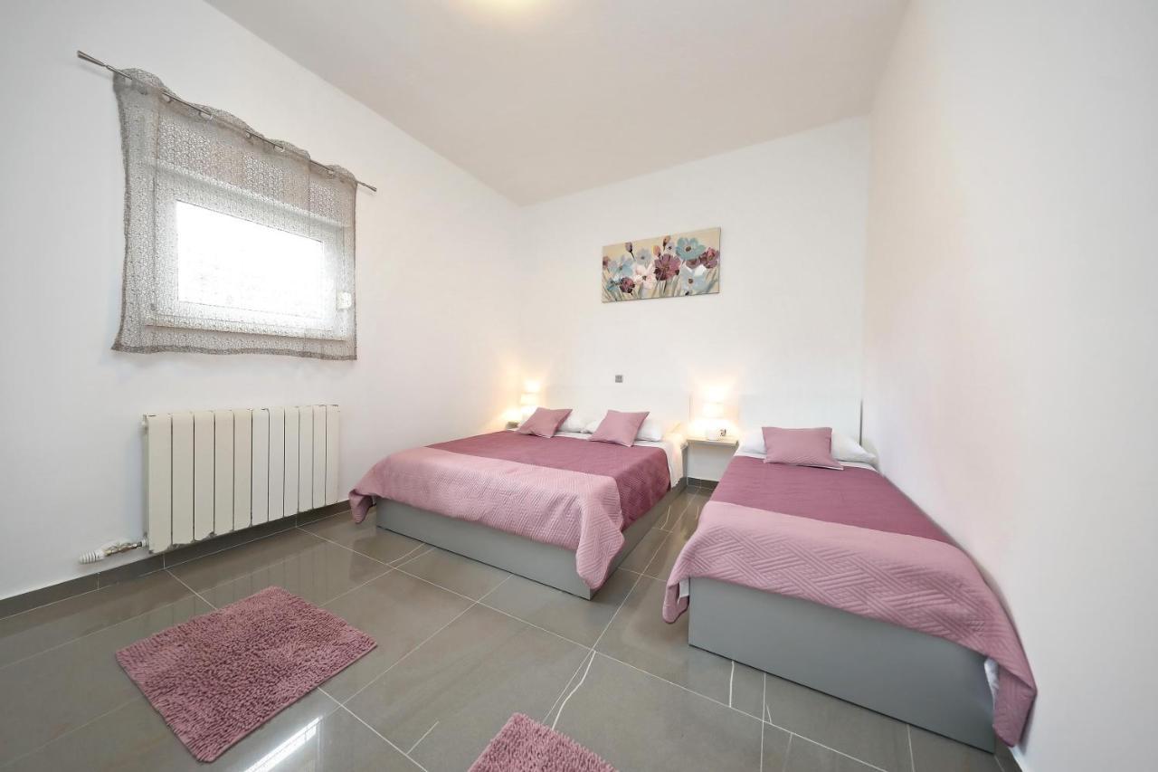 Apartmani Rudi Vir Exterior photo